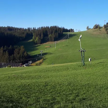 아파트 Apartmanovy Dom Kamzik,donovaly, A Studia 도노발리