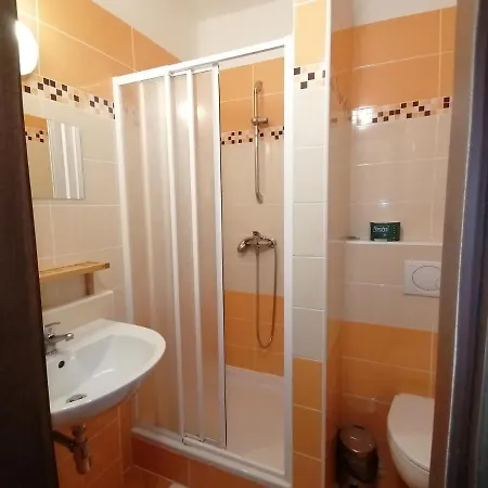 Apartmanovy Dom Kamzik,donovaly, A Studia 도노발리