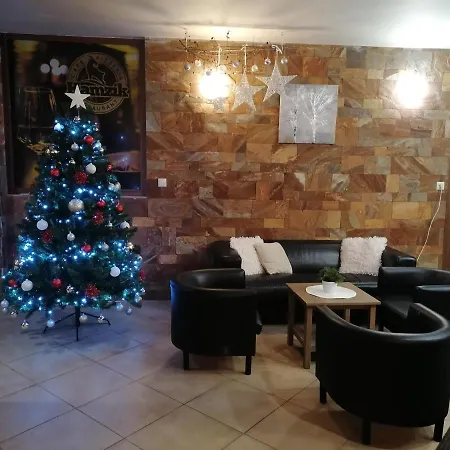 Apartmanovy Dom Kamzik,donovaly, A Studia דירה