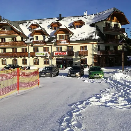 Apartmanovy Dom Kamzik,donovaly, A Studia דירה דונובאלי